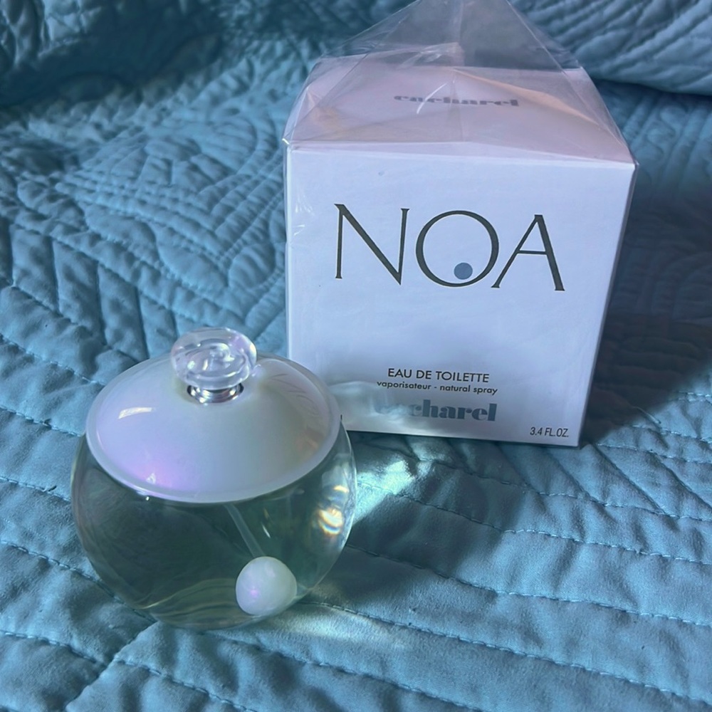 NOA CACHAREL 3,4 fl.oz
